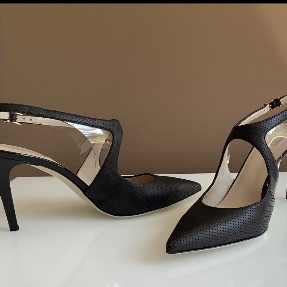 NWOT Giorgio Armani 3.5 Leather Heels Size 38 - Picture 2 of 13
